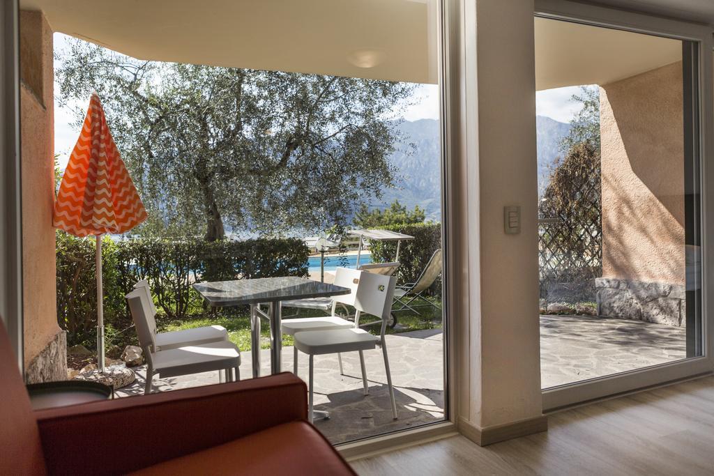 מאלצ'סינה Residence Parco Lago Di Garda מראה חיצוני תמונה