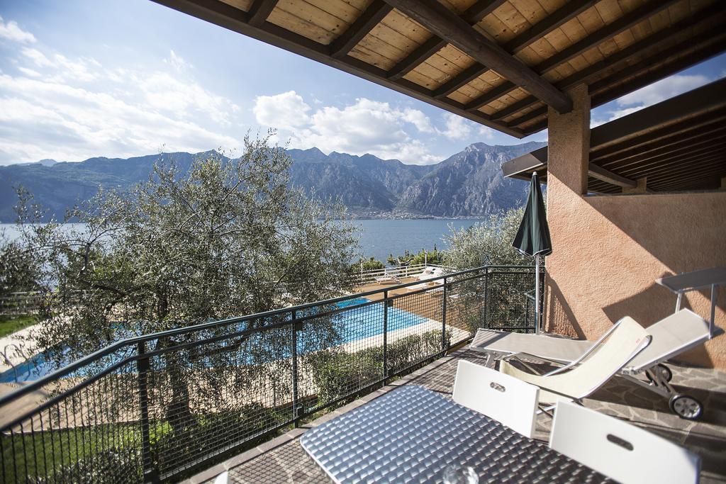 מאלצ'סינה Residence Parco Lago Di Garda מראה חיצוני תמונה